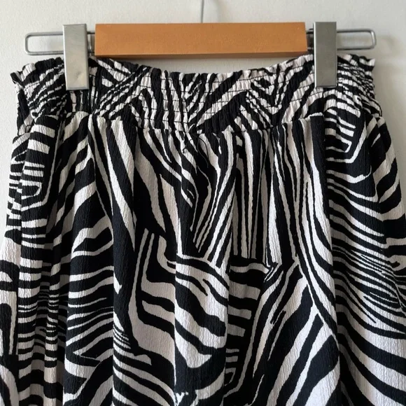 River Island Maternity Collection Zebra Print Loose Pants - Picture 2 of 7